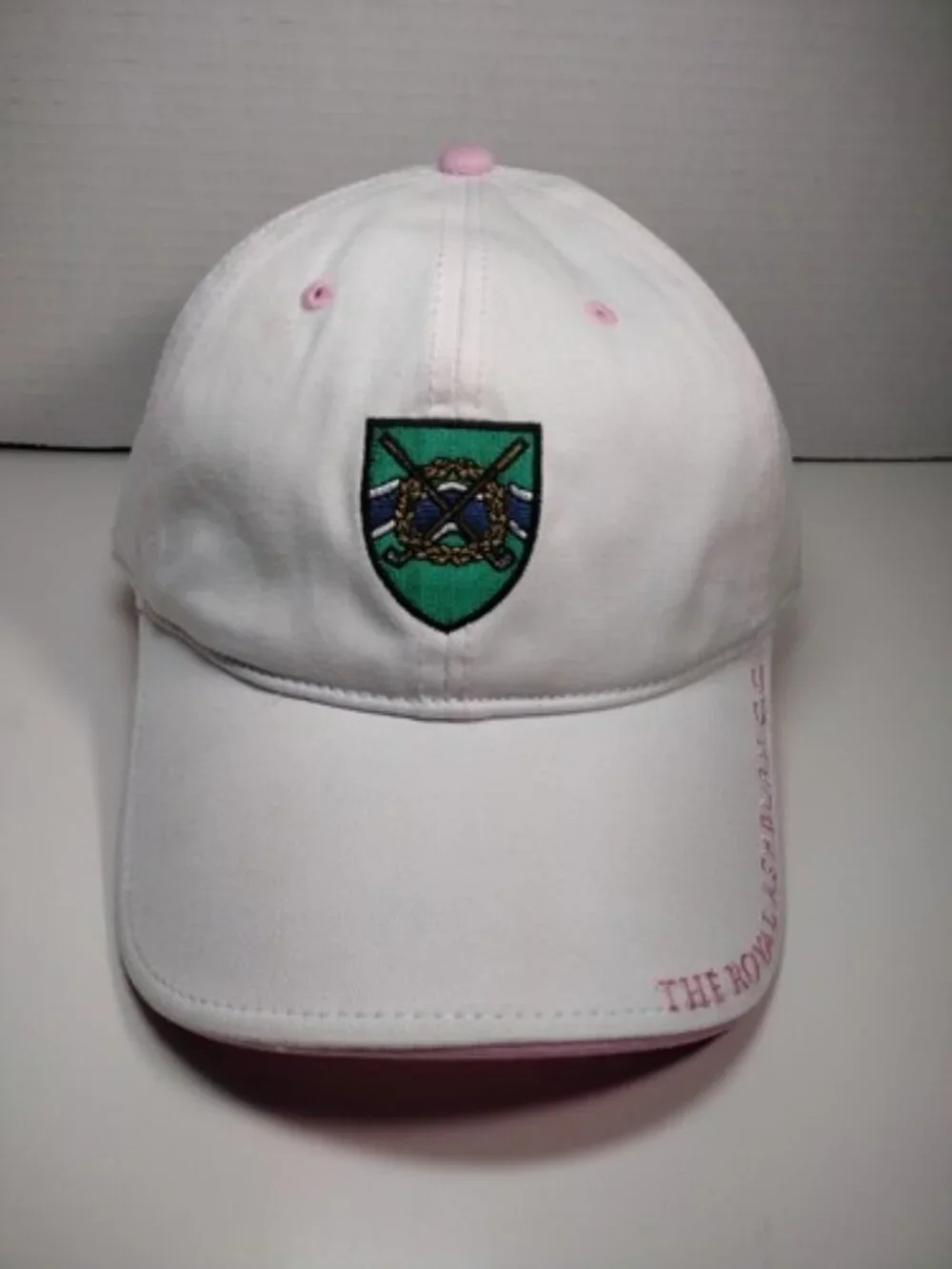 NWOT Woman's Golf Cap Royal Ashburn Golf Club Canada White / Pink